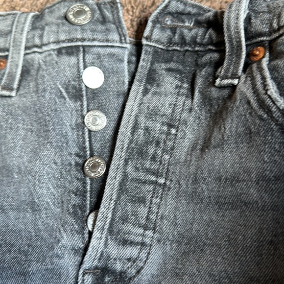 Levi Jean shorts 501’s - Picture 6 of 6